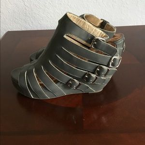 COPY - Matiko Grey,Wedge,size 7 strap buckle sandals